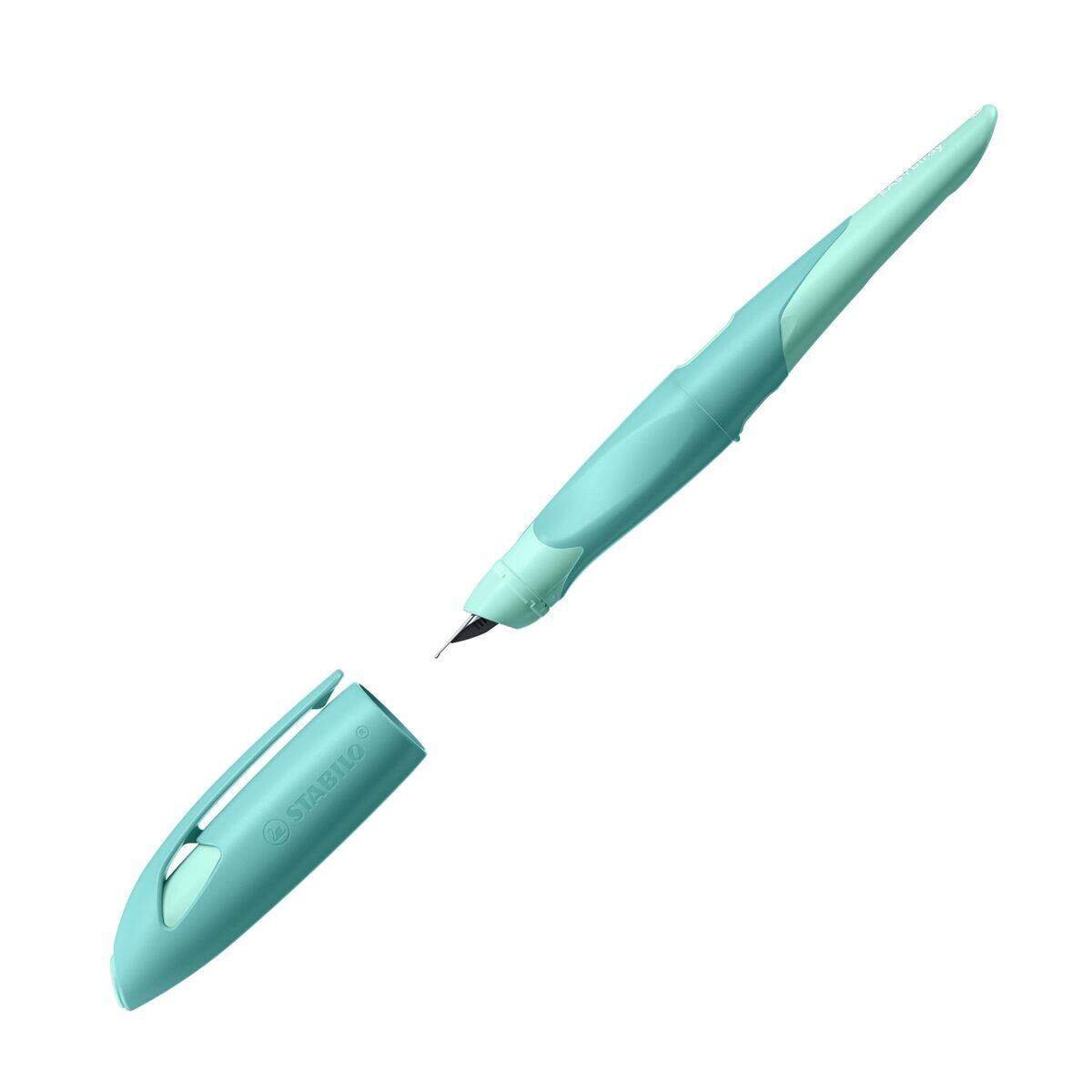 ergonomischer-schulfueller-fuer-rechtshaender-mit-171E1D6E2.jpg