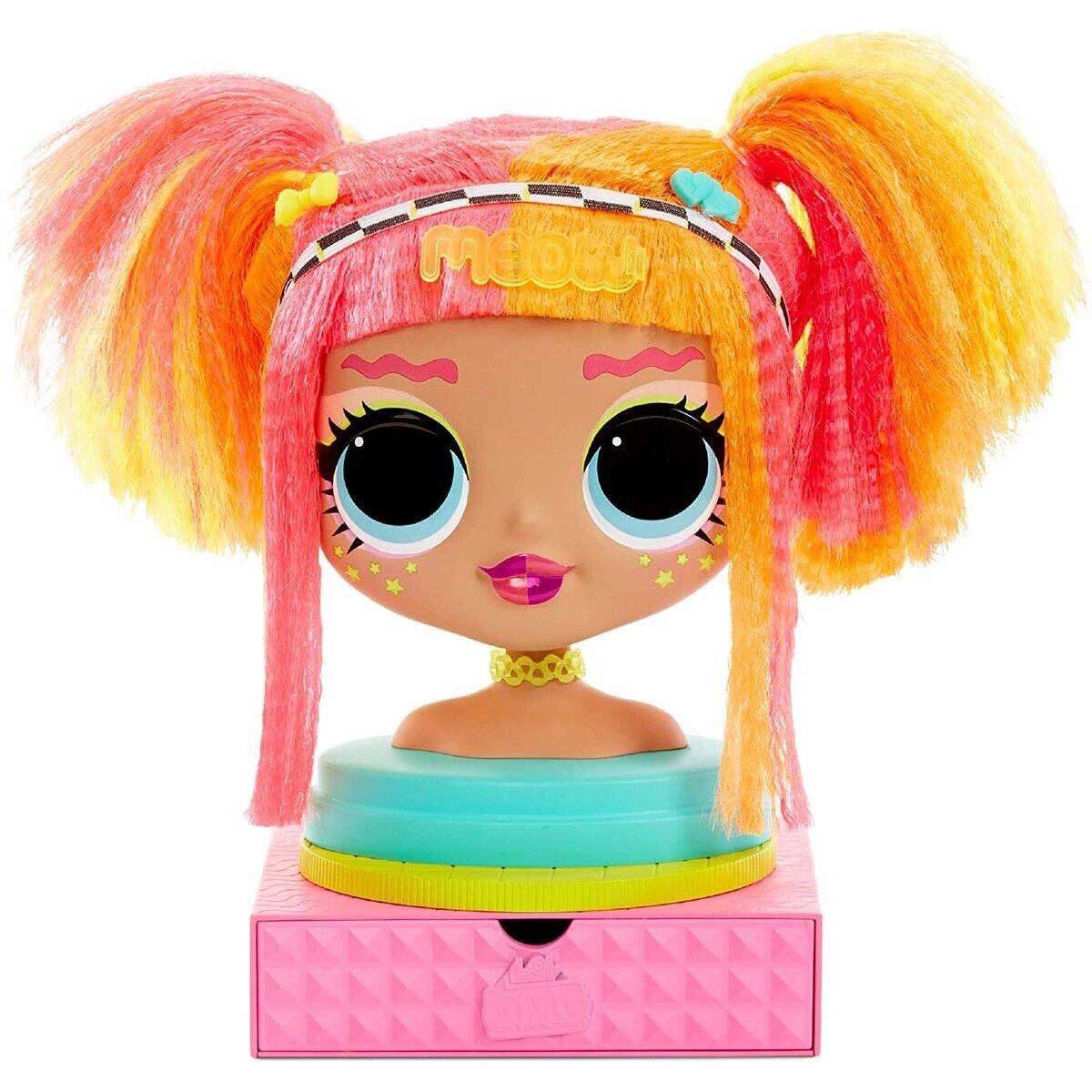 mga-entertainment-lol-surprise-omg-AAF075621.jpg