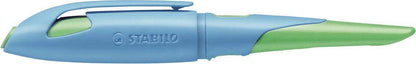 Ergonomischer Schulfüller für Rechtshänder mit Standard-Feder M - STABILO EASYbirdy in himmelblau/grasgrün - Einzelstift - inklusive Patrone - Schreibfarbe blau (löschbar)